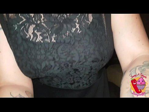 ❤️ Slutty Stéifschwëster gëtt him e blowjob a Spuenesch ❤️❌ Schéine Porno bei eis ☑