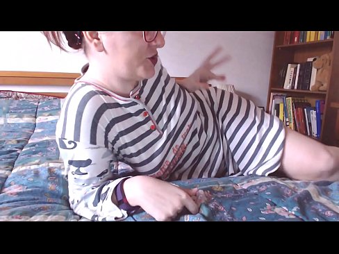 ❤️ Huelt dëse grousse schwaarze Hunn an Ärem Mond klenge Sklave ❤️❌ Schéine Porno bei eis ☑